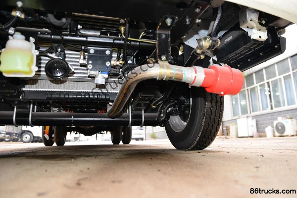 Foton Aoling Jieyun 132hp 4X2(6 wheels) 4.1m Gas Cylinder Transport Truck (Chufei Brand) Chassis (3) | 86Trucks