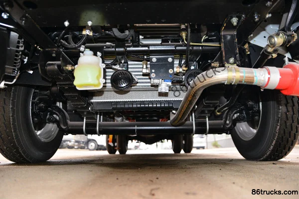 Foton Aoling Jieyun 132hp 4X2(6 wheels) 4.1m Gas Cylinder Transport Truck (Chufei Brand) Chassis (1) | 86Trucks