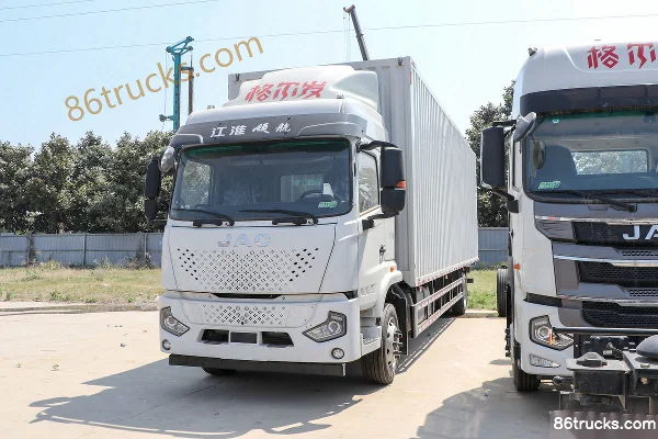 JAC Gallop A6 PLUS 240 ch 4X2(6 roues) camion porteur fourgon 5,8 m Extérieur (3) | 86Trucks