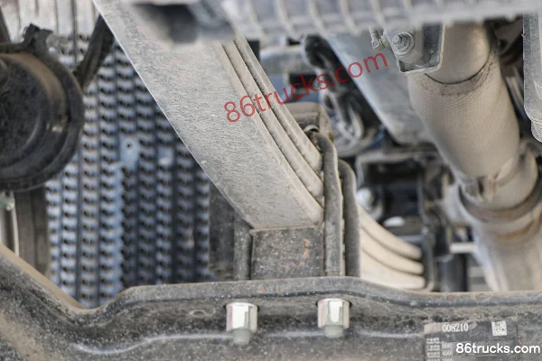 JAC Gallop A6 PLUS 240 ch 4X2(6 roues) camion porteur fourgon 5,8 m Châssis (3) | 86Trucks