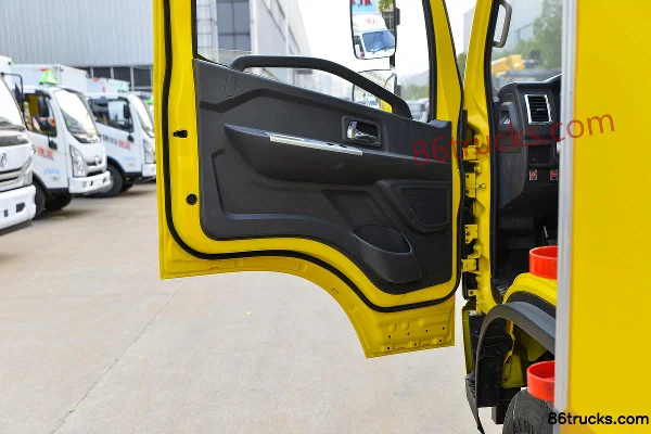 Dongfeng Duolika D7 165 ch 4X2(6 roues) camion citerne pour gaz inflammables, 5,2 m (marque Chufei) (China VI) Cabine (2) | 86Trucks