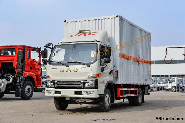 JAC Shuailing E 150 hp 4X2(6 wheels) 4.2 m flammable gas van truck (Chufei brand) (China VI) Exterior (3) | 86Trucks