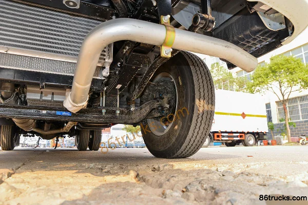 JAC Shuailing E 150 hp 4X2(6 wheels) 4.2 m flammable gas van truck (Chufei brand) (China VI) Chassis (3) | 86Trucks