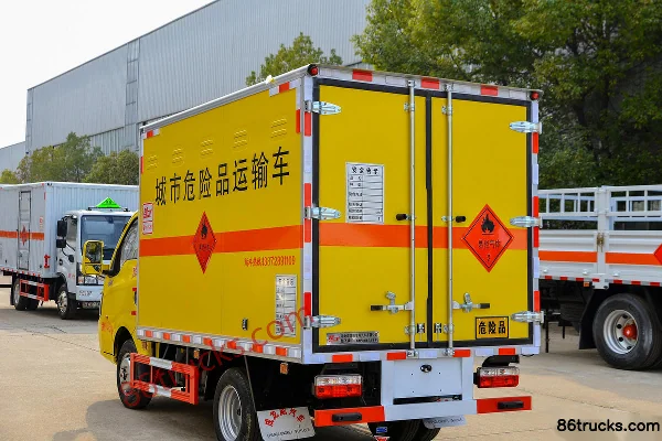 Dongfeng T5 95hp 4X2(6 wheels) 2.8m flammable gas van truck (Chufei brand) Body (3) | 86Trucks