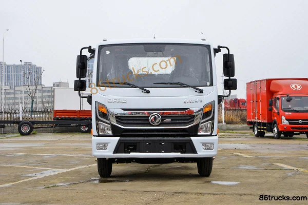 Dongfeng Duolika D6-M Ruineng Edition 155hp 4X2(6 wheels) 4.2m Single Row Flatbed Light Truck Exterior (2) | 86Trucks