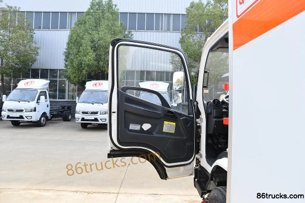 FAW Jiefang Hu VN 130 hp 4X2(6 wheels) 4.15m Explosive Material Transport Truck (Chufei Brand) (China VI) Cab (1) | 86Trucks