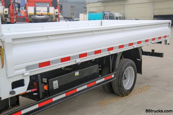 FARIZON Fengrui V5E 4,3 T 4,005 m camion léger à plateau cabine simple 100 % électrique 66,84 kWh 4X2(6 roues) Carrosserie (1) | 86Trucks