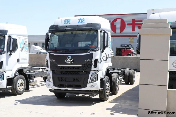 Dongfeng Liuqi Chenglong H5 320hp 6X2(8 wheels) 8.6m refrigerated truck Exterior (3) | 86Trucks