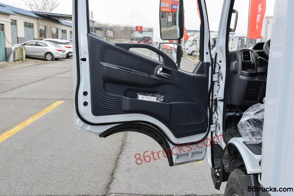 Dongfeng Xingyun K6-L 2.5L Diesel 155 hp 4X2(6 wheels) WLY 6-speed 4.17m single-row van light truck Cab (2) | 86Trucks