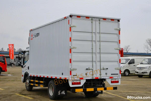 Dongfeng Xingyun K6-L 2.5L Diesel 155 hp 4X2(6 wheels) WLY 6-speed 4.17m single-row van light truck Body (3) | 86Trucks