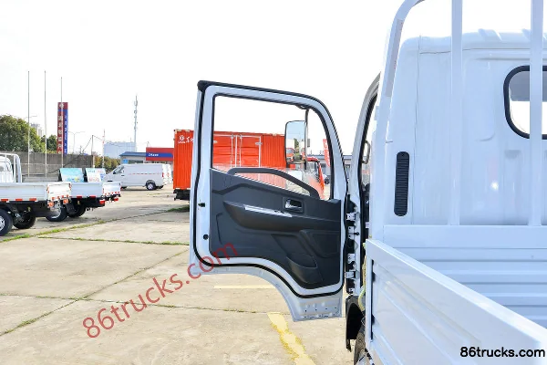 Dongfeng Duolika D5 Ruineng Edition 115 hp 4X2(6 wheels) 3.8 m single-row flatbed light truck (China VI) (hydraulic brake) Cab (1) | 86Truck