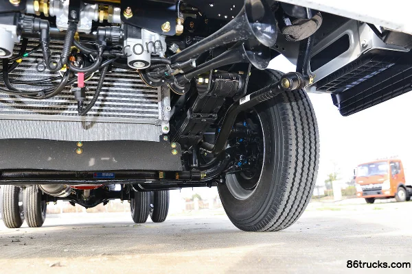 Dongfeng Duolika D5 Ruineng Edition 115 hp 4X2(6 wheels) 3.8 m single-row flatbed light truck (China VI) (hydraulic brake) Chassis (3) | 86T