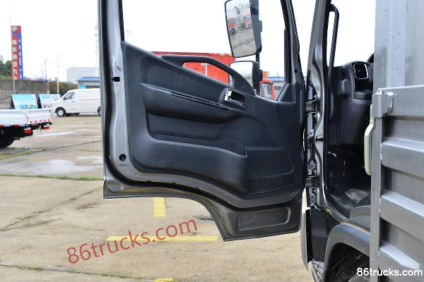 Dongfeng Kaipute Xingyun K7-L Standard Edition 163hp 4X2(6 wheels) 5.15m Single Row Wing Opening Van Truck (China VI) Cab (2) | 86Trucks