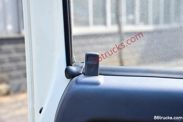 Foton Shidai Xiaoka Zhixing 3 115 ch 4X2(6 roues) 3,6 m transport de bouteilles de gaz (marque Chufei) (China VI) Cabine (3) | 86Trucks