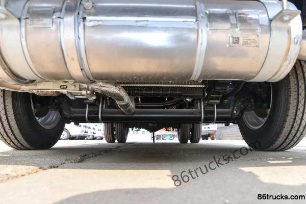 Foton Shidai Xiaoka Zhixing 3 115 ch 4X2(6 roues) 3,6 m transport de bouteilles de gaz (marque Chufei) (China VI) Châssis (1) | 86Trucks