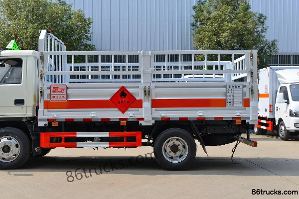 Foton Shidai Xiaoka Zhixing 3 115 ch 4X2(6 roues) 3,6 m transport de bouteilles de gaz (marque Chufei) (China VI) Carrosserie (2) | 86Trucks