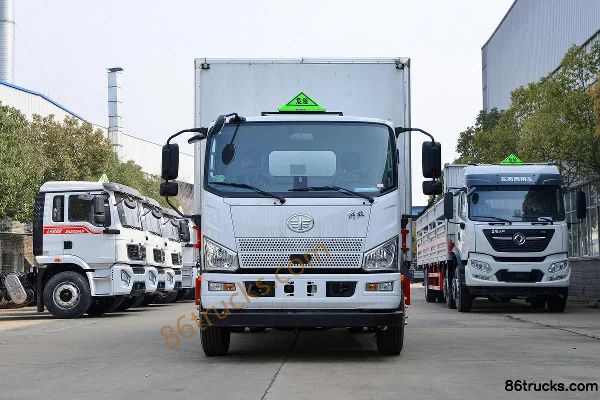 FAW Jiefang J6F 180 ch 4X2(6 roues) 5,2 m transport de gaz inflammable en benne fermée (marque Chufei) Extérieur (2) | 86Trucks