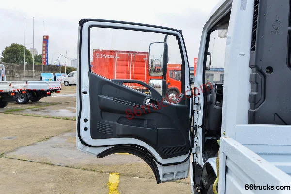 Dongfeng Captain Nebula K6-M Standard Edition 163hp 4X2(6 wheels) 4.2m single row mobile shop truck (China VI) Cab (1) | 86Trucks