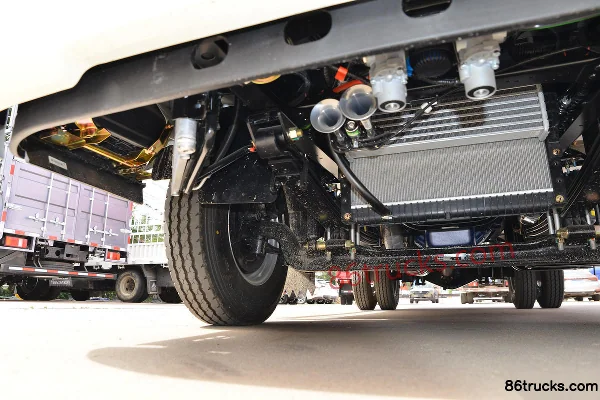 Sinotruk HOWO Hanjiang M Wealth Creation Edition 160hp 4X2(6 wheels) 4.1m refrigerated truck (China VI) Chassis (2) | 86Trucks