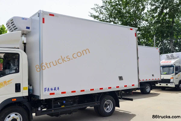 Sinotruk HOWO Hanjiang M Wealth Creation Edition 160hp 4X2(6 wheels) 4.1m refrigerated truck (China VI) Body (2) | 86Trucks