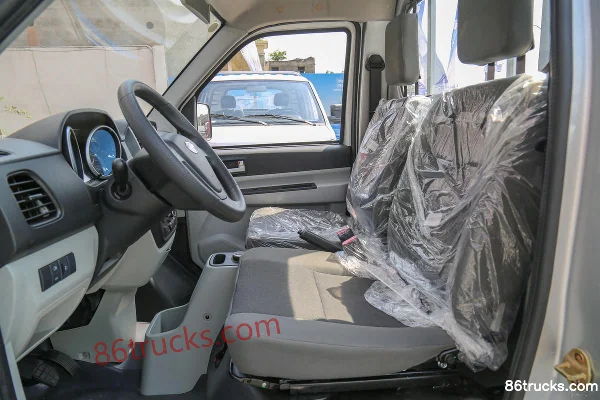 Karry Youjin EV South China Edition 2.7T 3m single-row pure electric flatbed micro truck 36.8kWh 4X2(6 wheels) Interior (3) | 86Trucks
