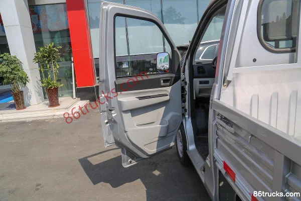 Karry Youjin EV South China Edition 2.7T 3m single-row pure electric flatbed micro truck 36.8kWh 4X2(6 wheels) Interior (1) | 86Trucks