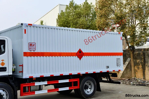 Foton Aumark S3 156hp 4X2(6 wheels) 5.2m Flammable Gas Van (Chufei) Body (1) | 86Trucks