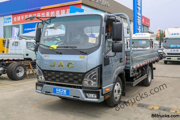 JAC Lingpao L3 129 ch 4X2(6 roues) camion léger à ridelles, cabine simple, 3,8 m Extérieur (3) | 86Trucks