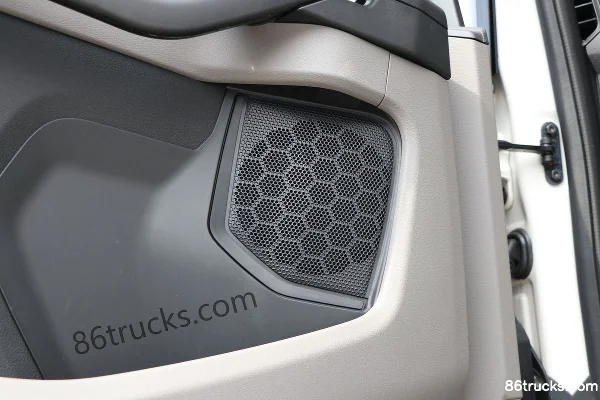 Scania New R-Series 500 hp 6X2R Tractor Truck (White) (Model R500 6x2(8 wheels)) Cab (3) | 86Trucks