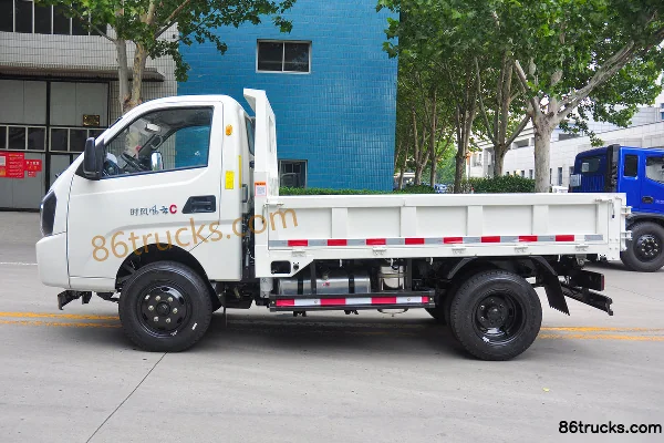 Shifeng Fengyun 115 hp 4X2(6 wheels) 3.6m single-row flatbed mini truck Exterior (3) | 86Trucks