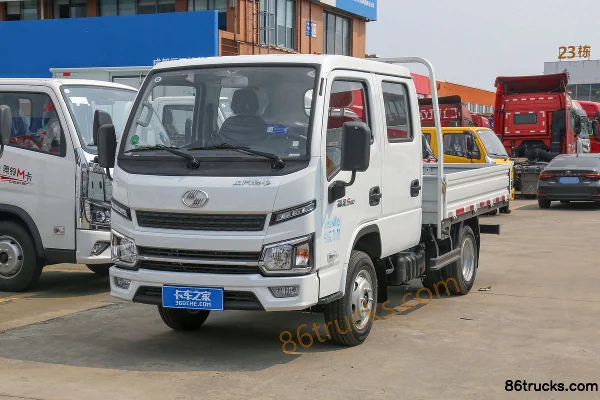 Yuejin Fuxing S100 95 hp 4X2(6 wheels) Diesel 3.05m Double Row Flatbed Light Truck (China VI) Exterior (3) | 86Trucks