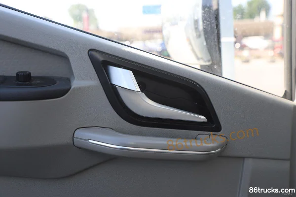 Sinotruk HOWO Tongshuai 160 ch 4X2(6 roues) 4,15 m porteur plateau cabine simple boîte automatique AT (China VI) (3) | 86Trucks