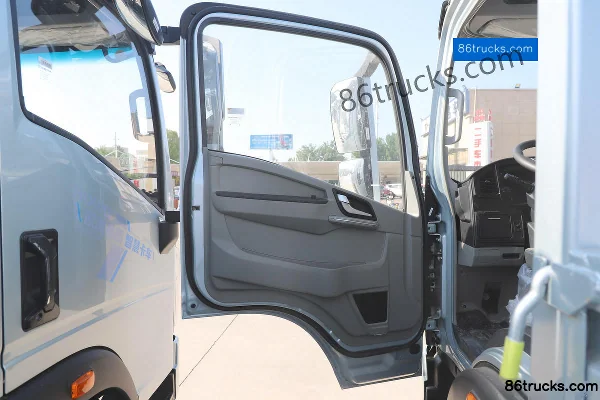 Sinotruk HOWO Tongshuai 160 ch 4X2(6 roues) 4,15 m porteur plateau cabine simple boîte automatique AT (China VI) (1) | 86Trucks