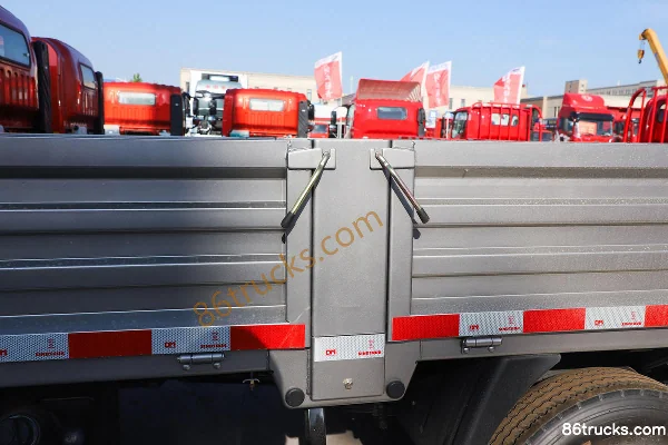 Sinotruk HOWO Hanjiang 140 ch 4X2(6 roues) camion plateau léger à cabine simple 4,15 m (WLY 5 vitesses) Carrosserie (3) | 86Trucks