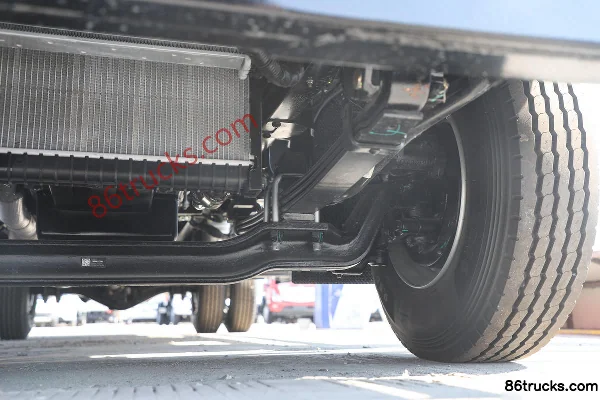 Foton Aumark S3 Series Green Channel Seafood Edition 190 hp 4X2(6 wheels) 5.25m Single Row Flatbed Light Truck (China VI) Chassis (3) | 86Tr