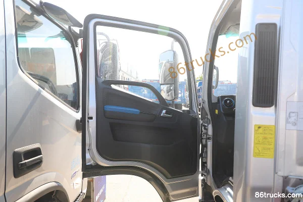Auman Zhilan ES Mantianxing 4,5T camion léger fourgon 100% électrique à cabine simple 4,16 m 123 kWh 4X2(6 roues) Intérieur (1) | 86Trucks