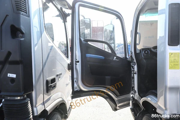 Aumark Zhilan HS 4,5T 4,17 m cabine simple camion léger à ridelles hybride rechargeable 14,016 kWh 4X2(6 roues) Intérieur (1) | 86Trucks