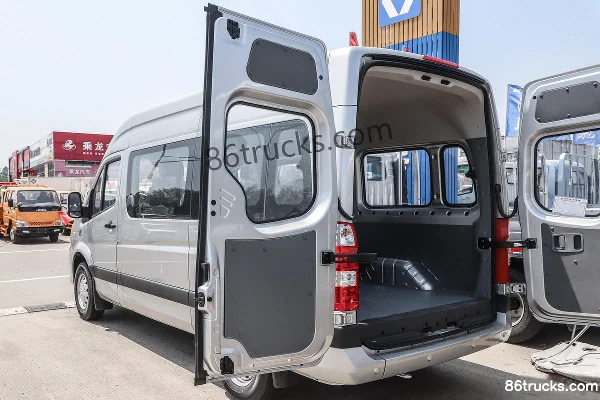 Tuyano Tongtu 2.8T Diesel 177hp 3-Seat Super High Roof Panel Van (Dual Rear Wheels) Cargo Box (2) | 86Trucks
