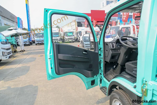 Yuejin Fuxing ES80 4.1T 3,805 m cabine simple camion plateau électrique pur 55,7 kWh 4X2(6 roues) Intérieur (1) | 86Trucks