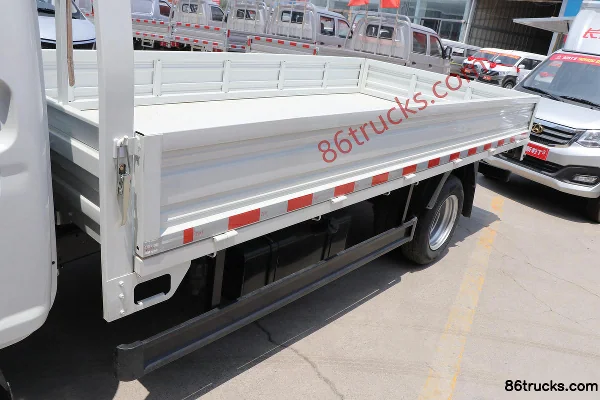 Changan Kuayue D5 PLUS Standard Edition 109hp 4X2(6 wheels) 3.75m Single Row Flatbed Light Truck Body (1) | 86Trucks