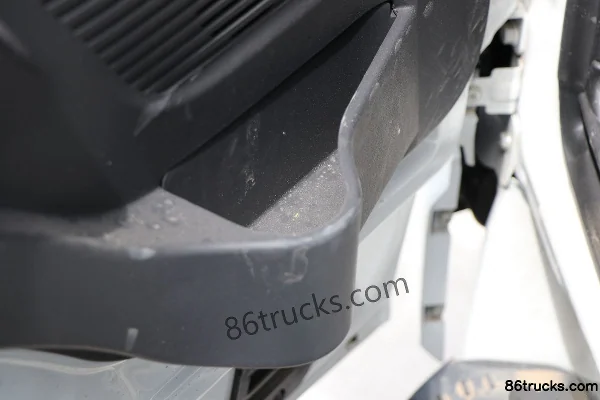 Yuejin Fuxing S80 1.6L 123hp 4X2(6 wheels) Gasoline 3.62m Single Row Van Small Truck Cab (2) | 86Trucks