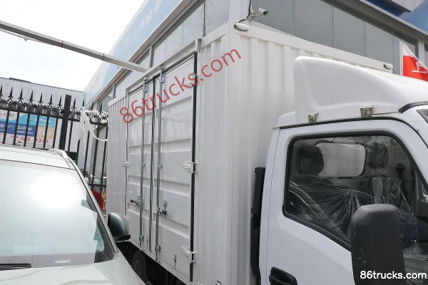 Yuejin Fuxing S80 1.6L 123hp 4X2(6 wheels) Gasoline 3.62m Single Row Van Small Truck Body (3) | 86Trucks