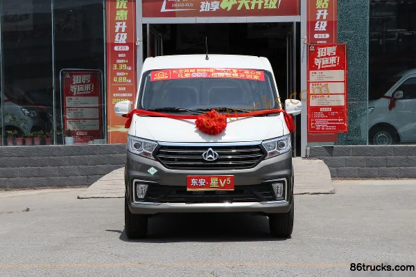 Changan Kuayue Kuayue Star V5 Comfort Edition 105 hp CNG 6-Seat Van Exterior (2) | 86Trucks