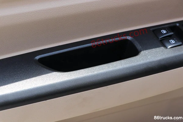 Changan Kuayue Kuayue Star V5 Comfort Edition 105 hp CNG 6-Seat Van Cab (2) | 86Trucks