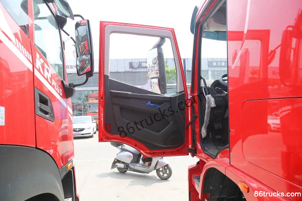 SAIC Hongyan Jiebao H6 270hp 4X2(6 wheels) 9.6m Van Cargo Truck Cab (1) | 86Trucks