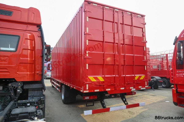 SAIC Hongyan Jiebao H6 270hp 4X2(6 wheels) 9.6m Van Cargo Truck Body (2) | 86Trucks