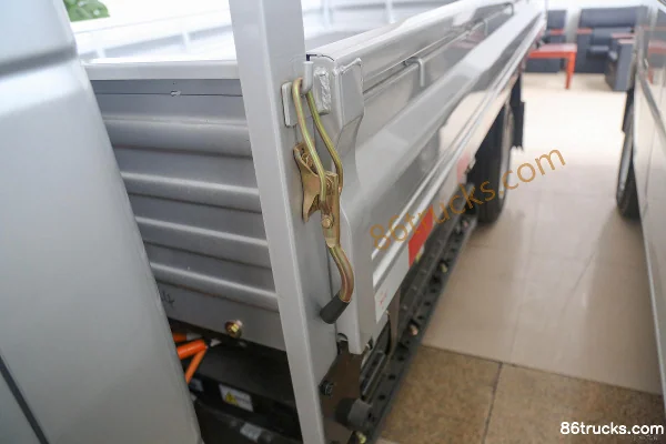 Dongfeng Electric EV150 3.5T 3.7m Single Row Pure Electric Flatbed Light Truck 55.7kWh 4X2(6 wheels) Body (1) | 86Trucks