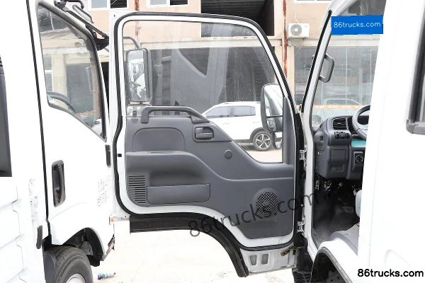 Isuzu 100P 120 ch 4X2(6 roues) 3,235 m plateau double cabine camion léger (China VI) (1) | 86Trucks