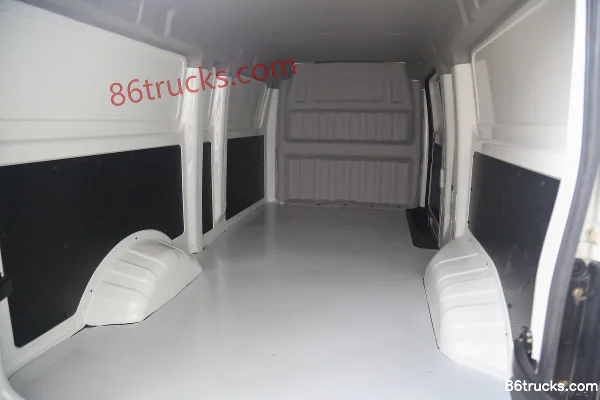 Yuchai New Energy Yuda V7 version haute 3,2T 2 places camion fourgon électrique 5,265 m 46,36 kWh Caisse (1) | 86Trucks