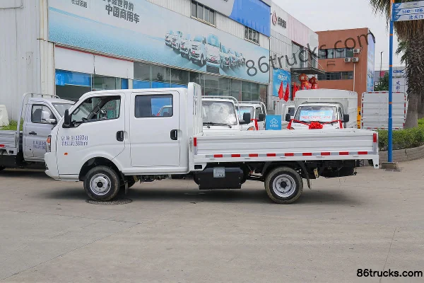 Changan Kuayue D5 PLUS Comfort 2.0L 122hp 4X2(6 wheels) CNG 3.05m Double Row Flatbed Mini Truck (China VI) Exterior (3) | 86Trucks